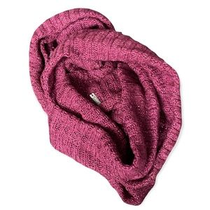 FREE WITH ANY PURCHASE: Purple scarf/snood